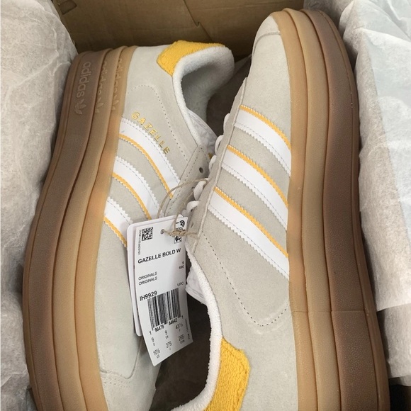 Adidas Originals Gazelle Bold Ivory Bold Gold Women IH9929 NWB - Picture 5 of 5